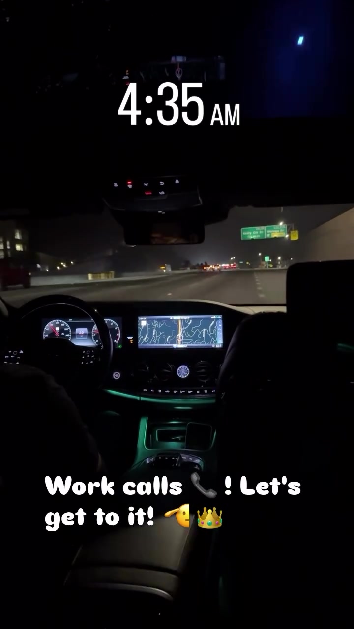 哈登凌晨4:35晒训练自拍 配文工作电话让我们一起努力 哈登凌晨4:35晒训练自拍 配文工作电话让我们一起努力