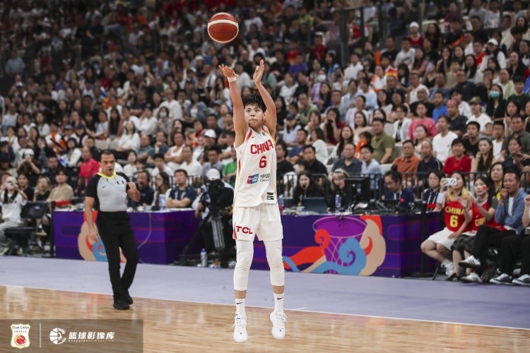 体坛周报：大胜意大利！中国女篮30小时变脸找到正确作战模式