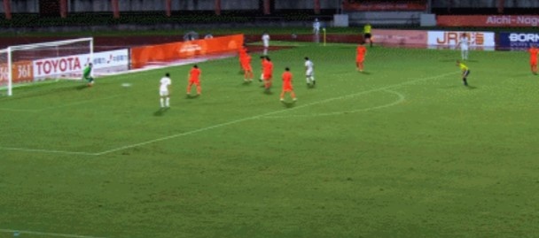 亚运开门红!U23国足2-1逆转朝鲜 37岁吴曦29岁张玉宁均传射建功 亚运开门红!U23国足2-1逆转朝鲜 37岁吴曦29岁张玉宁均传射建功